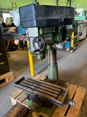 Bore/Fræsemaskine DM-25